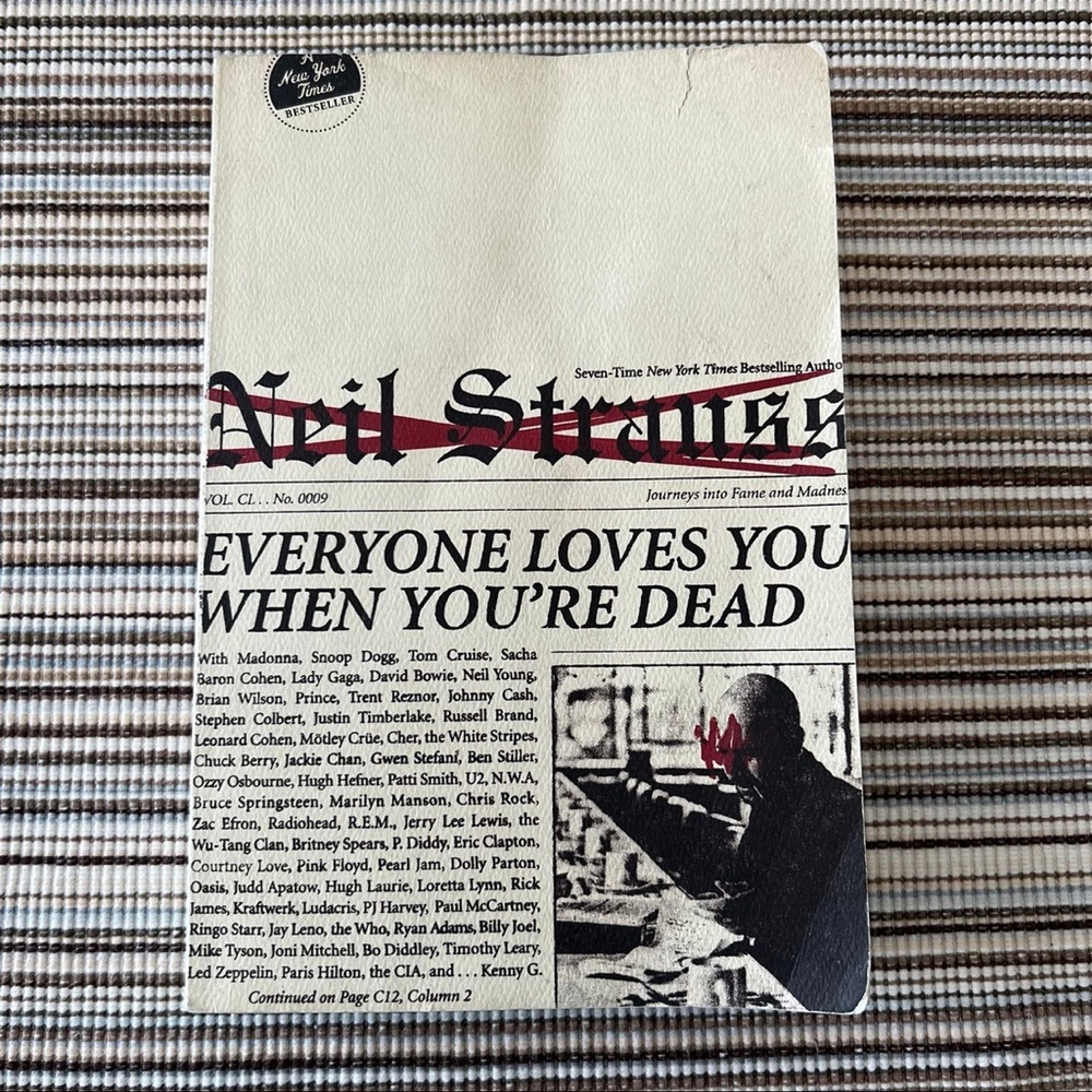 📚📚 3 for $15 📚📚 Paperback Everyone Loves You When You're Dead ~ By: Neil Strauss
